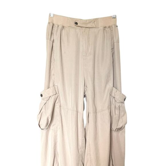 Free People Movement Road Ahead High Rise Cargo Pants Women's XS Light Tan - Picture 4 of 11